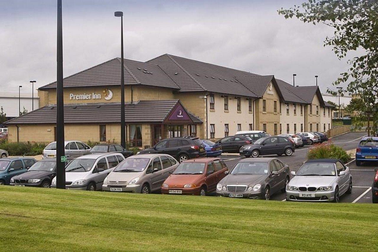 Premier Inn Dunfermline Esterno foto