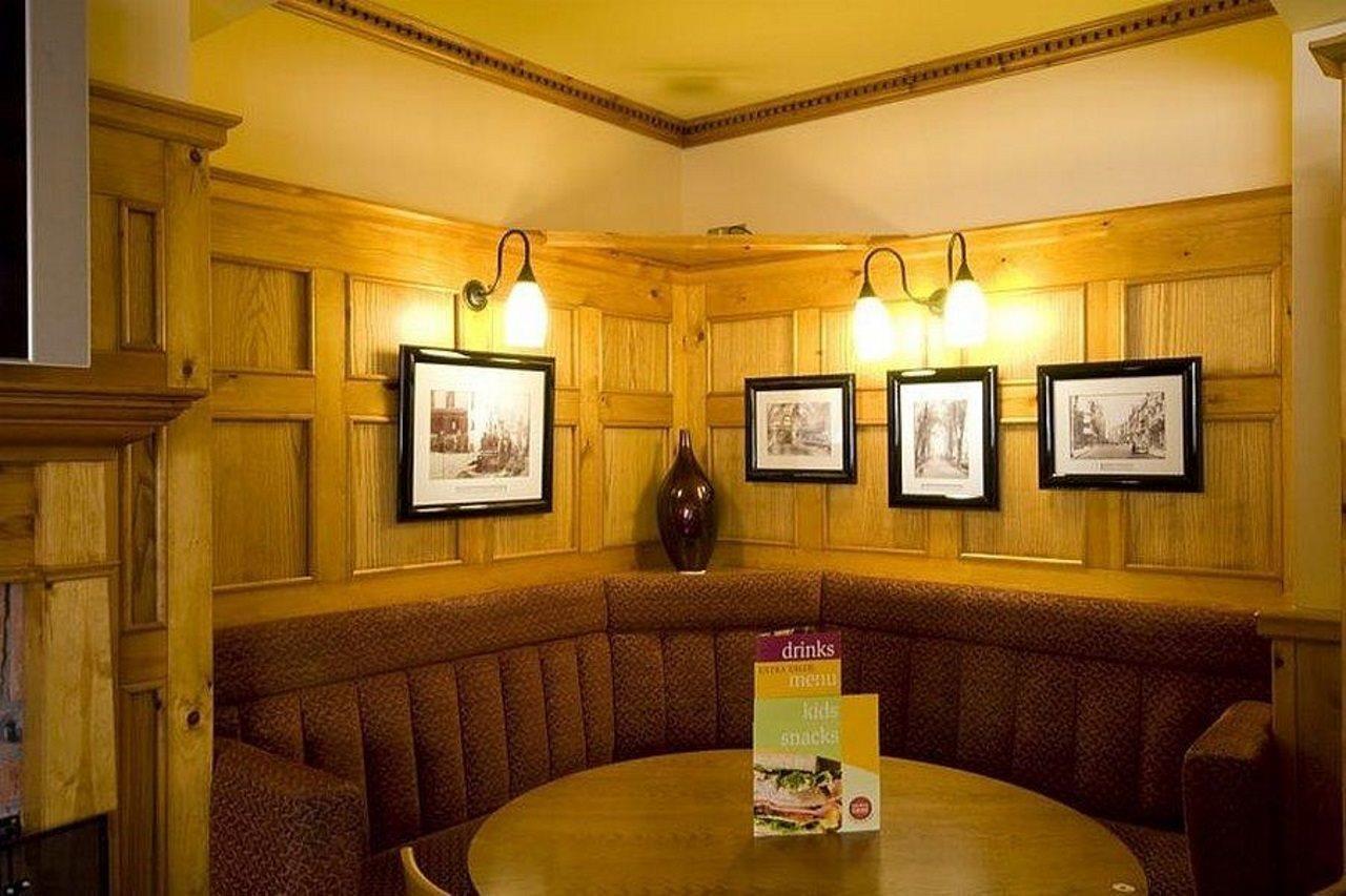Premier Inn Dunfermline Esterno foto
