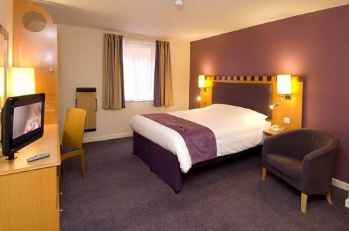 Premier Inn Dunfermline Esterno foto