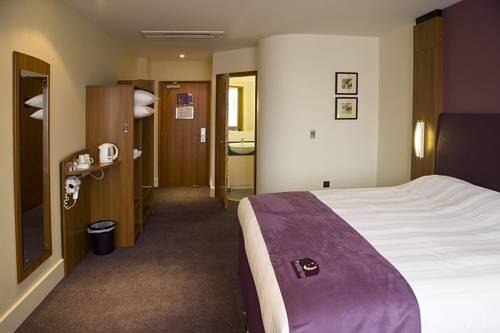 Premier Inn Dunfermline Esterno foto